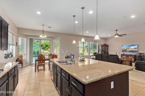 1461 Carriage Ln, Chandler AZ 85224-1103 exterior