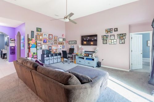 12306 Prairie Valley Ln, Riverview FL 33579-9328 exterior