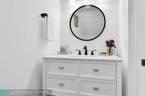 1330 13 St, Boca Raton FL 33486-5323 exterior