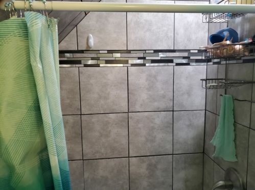 7222 Marshfield Ave, Chicago IL 60636-3809 exterior