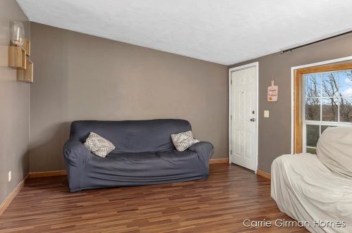 1660 120 Ave, Allegan MI 49010-8527 exterior