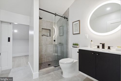 1416 A St, Washington DC  20003-1523 exterior