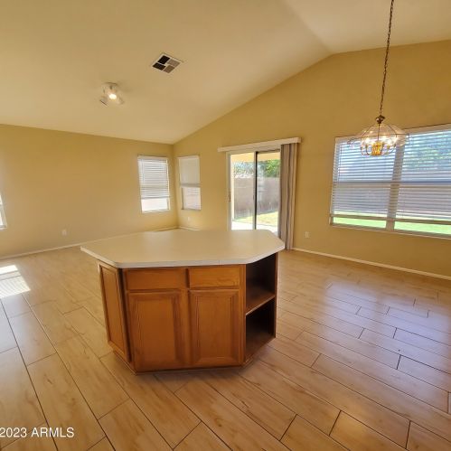 4739 Desert Wind Dr, Phoenix AZ  85044-6212 exterior