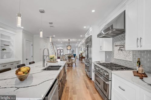 1337 Massachusetts Ave, Washington DC  20003-1540 exterior