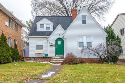 3151 Warren Rd, Cleveland, OH 44111-1152