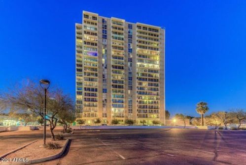 2323 Central Ave, Phoenix AZ 85004-1325 exterior