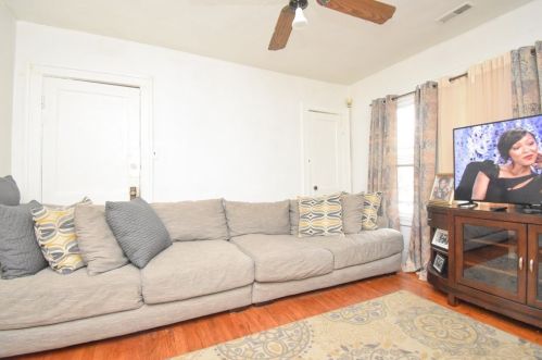 21 Batavia St, Springfield MA  01109-3809 exterior