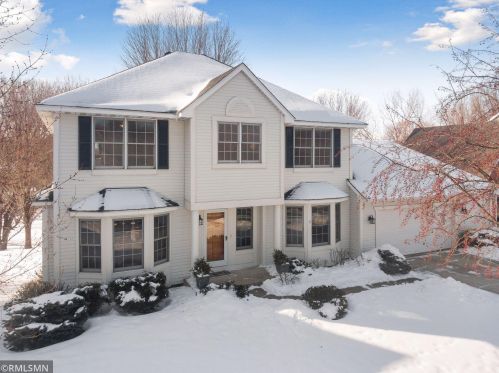 4133 Countryview Dr, Saint Paul, MN 55123-3948