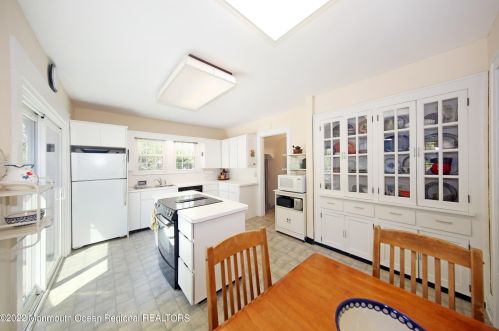 42 Lennox Ave, Locust NJ 07760-1506 exterior