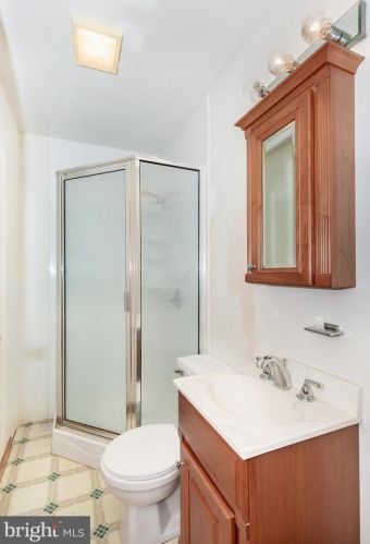 453 Columbus Ave, Littlestown PA 17340-1519 exterior