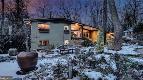 4512 Dolphin Ln, Alexandria VA 22309-3110 exterior