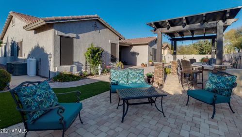 681 Wildhorse Dr, Chandler AZ 85286-6139 exterior