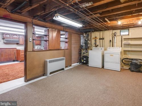 2511 Meetinghouse Rd, Jamison PA 18929-1157 exterior