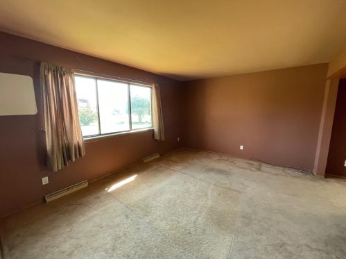 6550 Bourbon St, Milwaukee WI 53224-5506 exterior