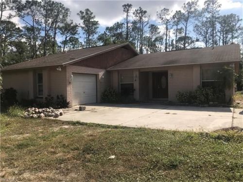 5380 Coral Wood Dr, Naples, FL 34119-1452