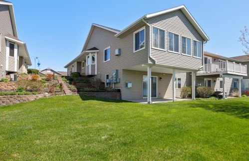 1730 Lisa Dr, Byron Township MI 49315-8006 exterior