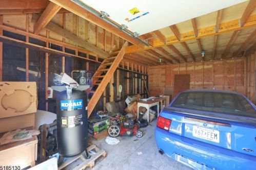 384 Morrissee Ave, Paterson NJ 07508-1311 exterior