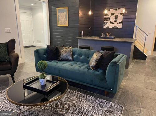 560 Morgan St, Atlanta GA 30308-2821 exterior