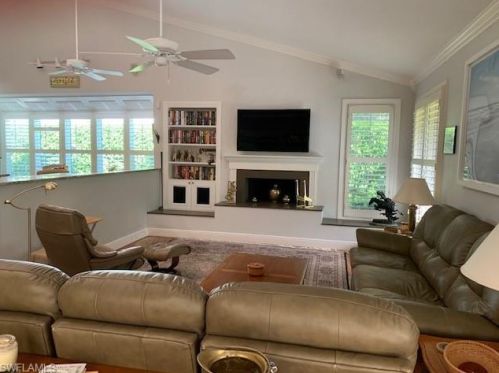 149 Edgemere Way, Naples FL 34105-7108 exterior