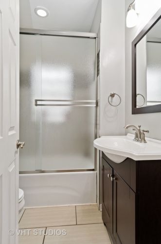 514 5th Ave, Saint Charles IL  60174-2928 exterior