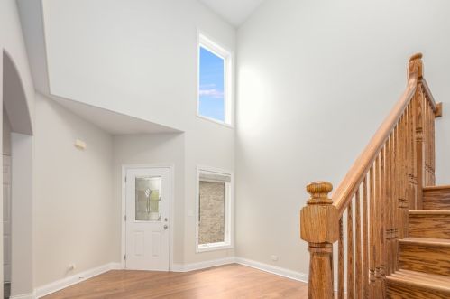 187 Mayo Ct, Elmhurst IL  60126-5158 exterior