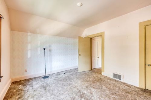 5133 Homan Ave, Chicago IL 60655-2610 exterior