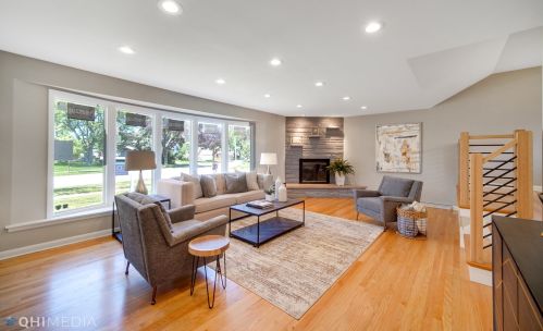 452 Adams St, Elmhurst IL  60126-4633 exterior