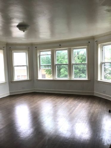 7326 Kingston Ave, Chicago IL  60649-0930 exterior