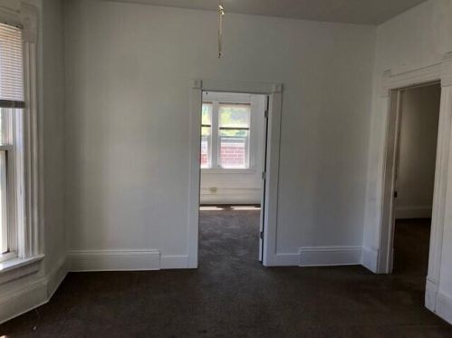 2016 Clybourn St, Milwaukee WI 53208-3757 exterior