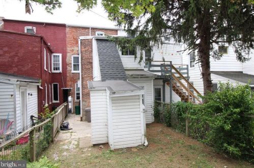 725 Columbia Ave, Lancaster PA 17603-3635 exterior