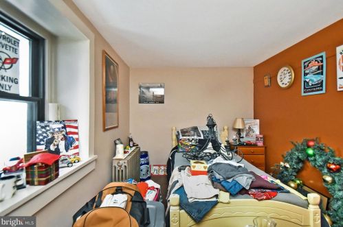 7757 Center St, Slatington PA 18080-3435 exterior