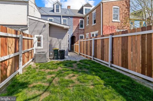 22 New St, Lancaster PA  17602-2028 exterior