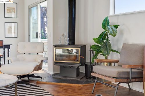 1502 10th St, Berkeley CA 94710-2376 exterior