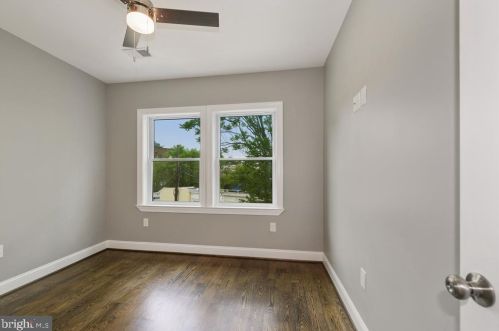 308 Rhode Island Ave, Washington DC  20001-1827 exterior