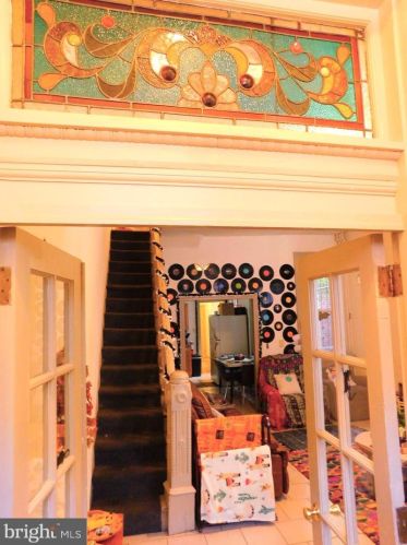 2126 Carlisle St, Philadelphia PA  19121-1607 exterior