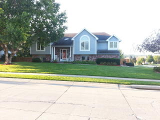 413 Remington Rd, Omaha, NE 68046-4374