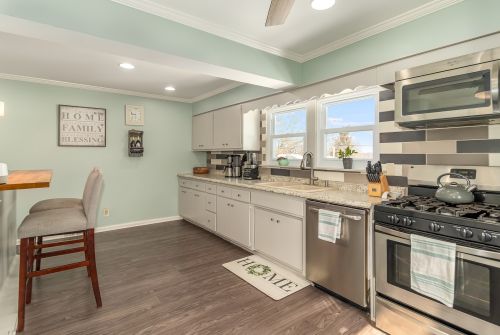 1806 Cora St, Joliet IL 60435-4319 exterior