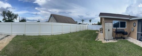 5241 Hunter Blvd, Naples FL 34116-6254 exterior