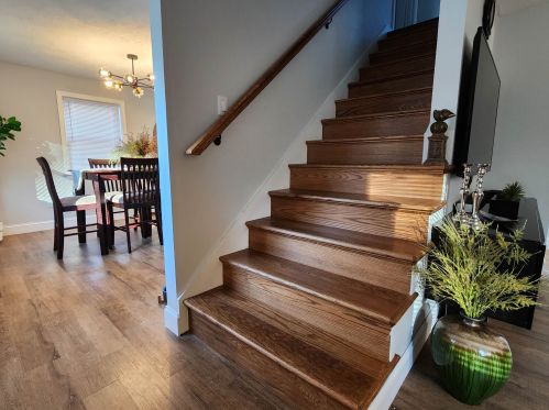 12 Edward Dr, Concord NH  03301-8626 exterior