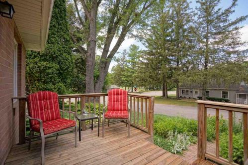 217 Rosa Rd, Madison, WI 53705-2655