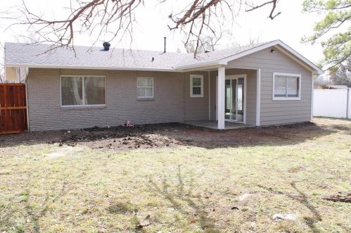 2743 Cartwright St, Irving TX 75062-4271 exterior