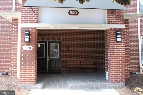 1570 Spring Gate Dr, Mc Lean VA  22102-3428 exterior