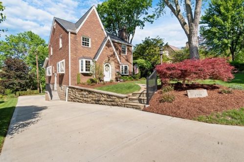 4538 Norwin Rd, Pittsburgh, PA 15236-1845