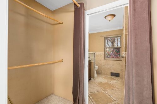 5815 Kingwood St, Saint Louis MO 63123-3554 exterior