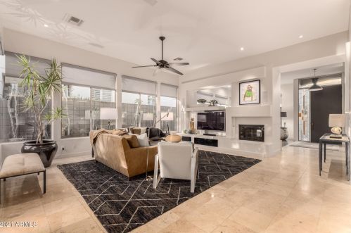 6508 25th Way, Phoenix AZ  85016-8934 exterior