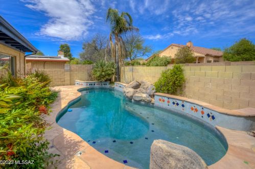 7561 La Cienega Dr, Tucson AZ  85715-3526 exterior