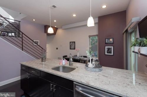 1357 Mascher St, Philadelphia PA  19122-4618 exterior