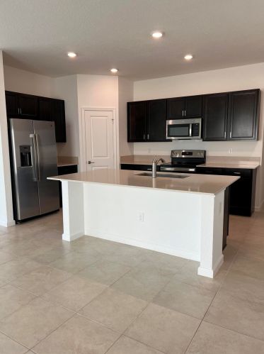 788 Worlington Ln, Fort Pierce FL  34947-1351 exterior