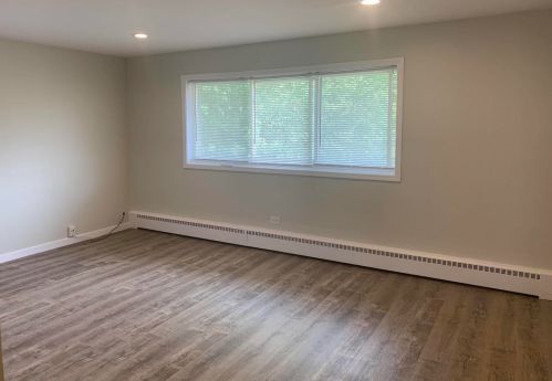 2004 5 Ave, Broadview IL 60153-3299 exterior