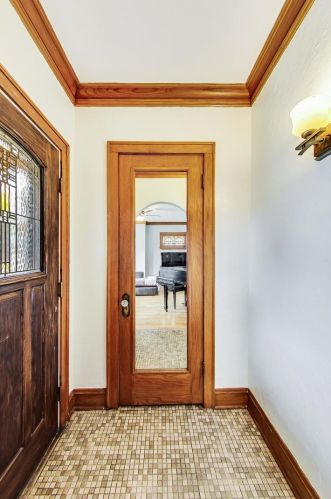 4327 Meade Ave, Chicago, IL 60634-1523